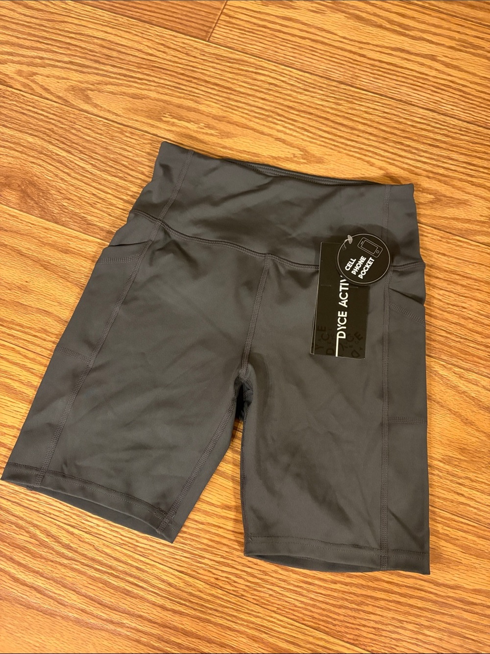 Dyce Active Biker Shorts Size Small NWT